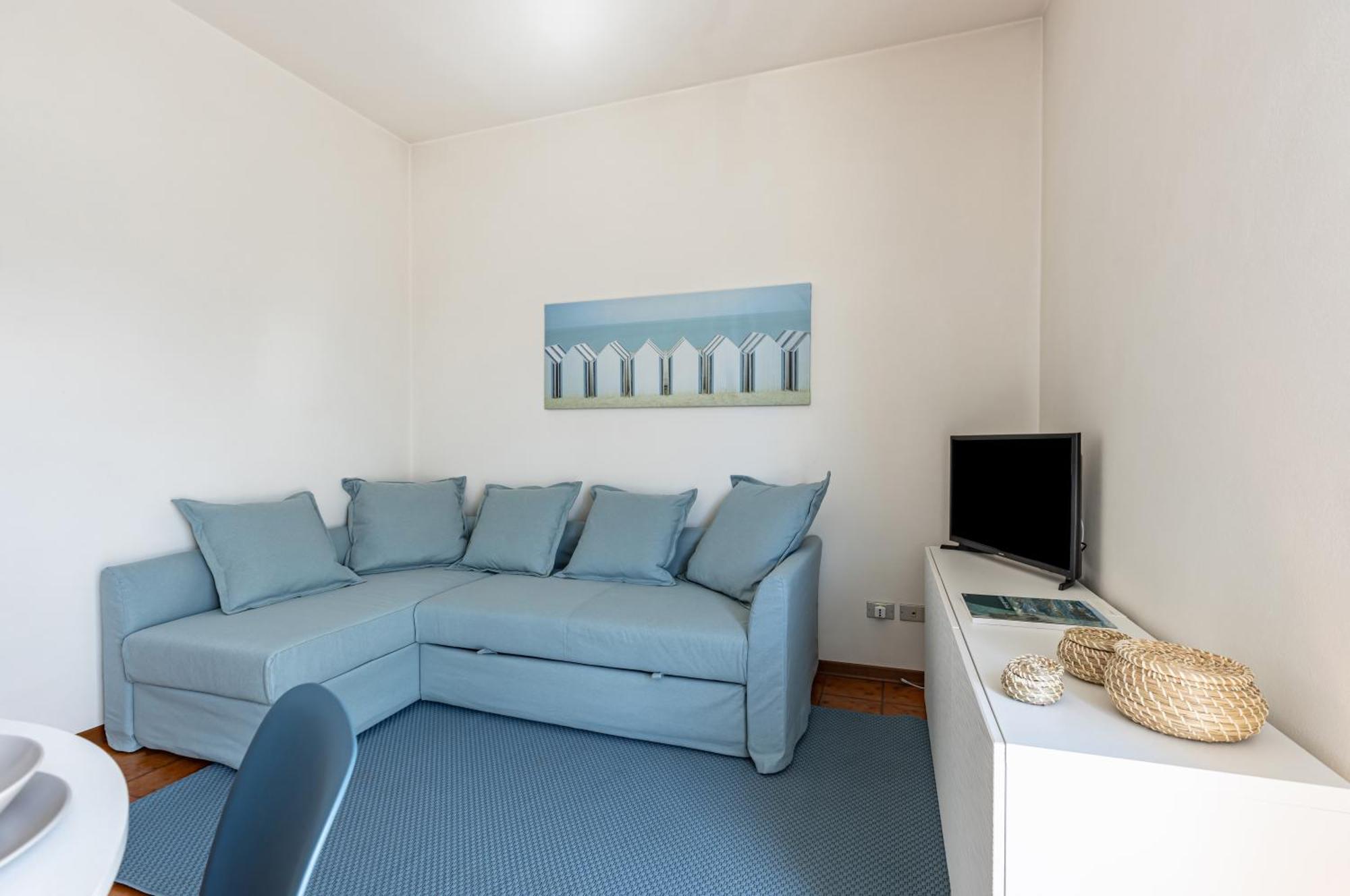 Comfy Apartment With Private Parking Near The Beach! Viareggio Dış mekan fotoğraf