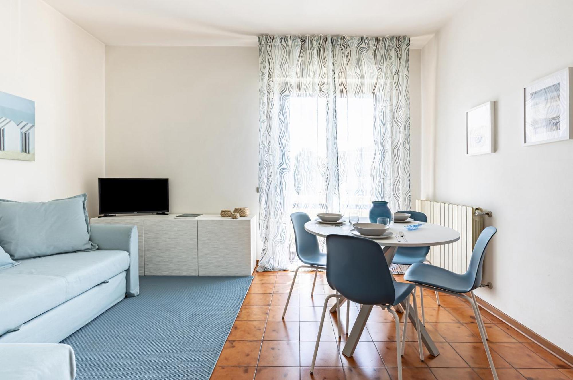 Comfy Apartment With Private Parking Near The Beach! Viareggio Dış mekan fotoğraf