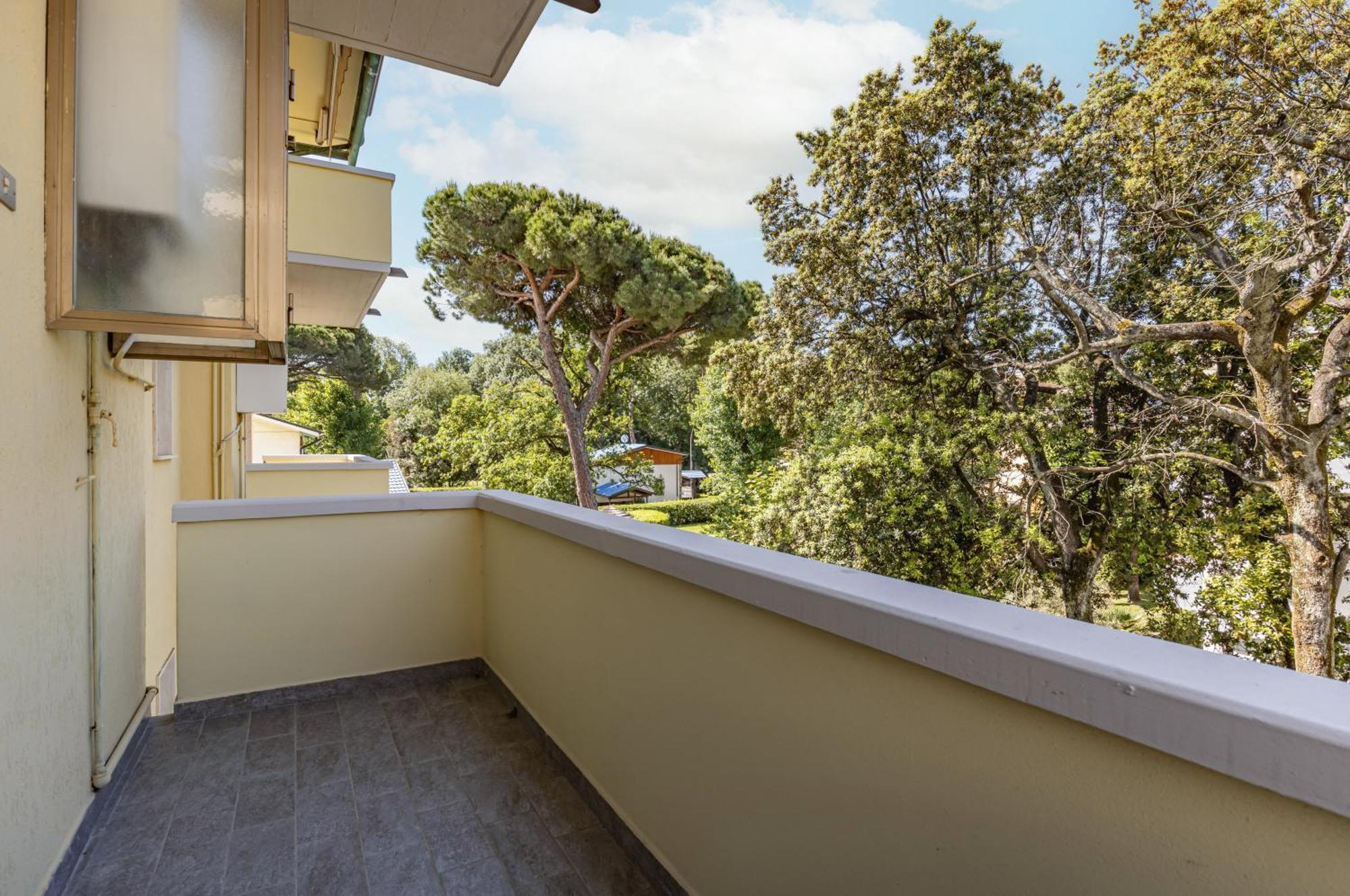 Comfy Apartment With Private Parking Near The Beach! Viareggio Dış mekan fotoğraf